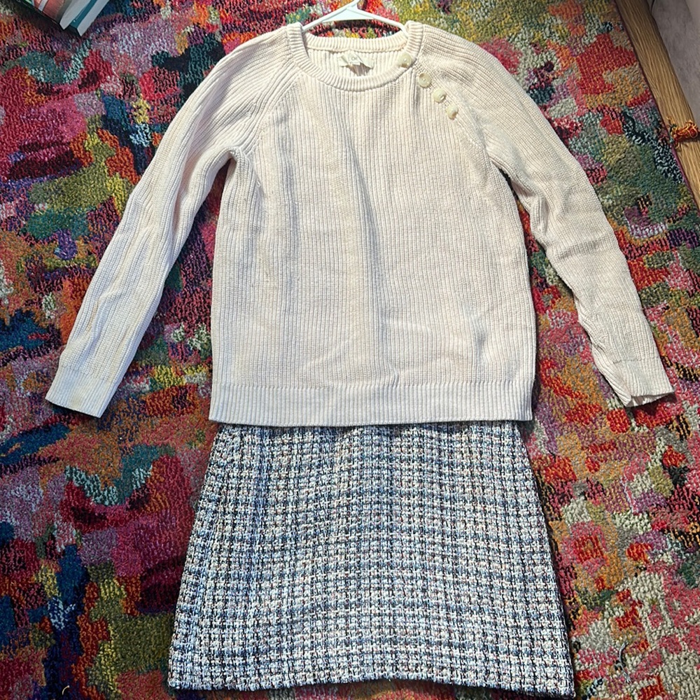 Tweed mini skirt